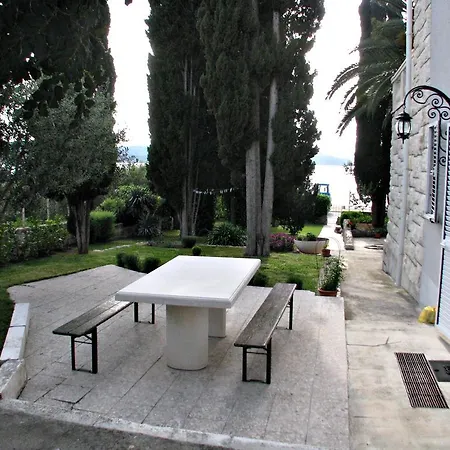 Nena Σπίτι διακοπών
